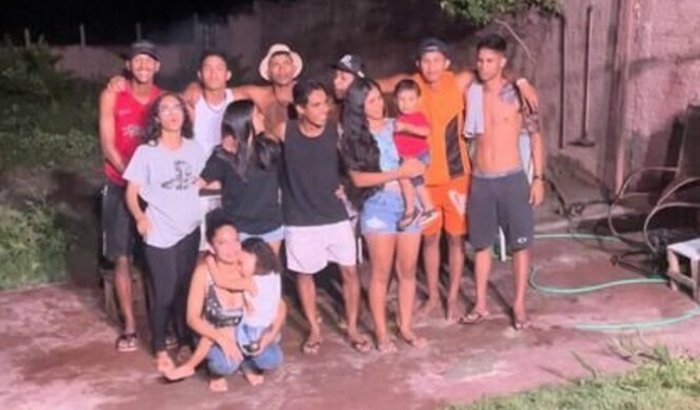 Ajuda pra comprar camisetas