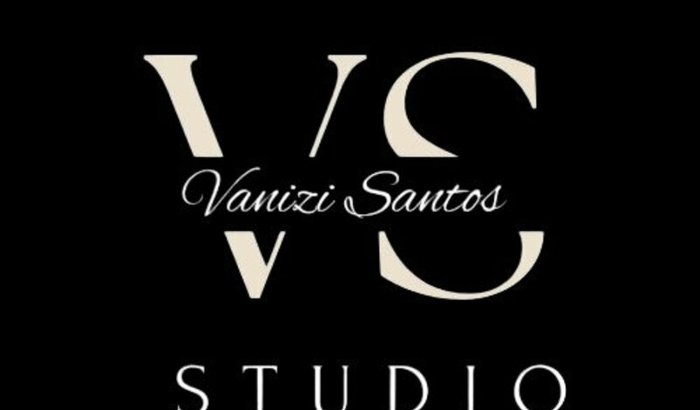 Me ajude a ter meu salão de beleza de volta😭🙏