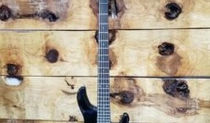 Meu Contrabaixo de Aniversário 