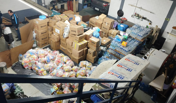 Ajudar nos fretes para buscar doações