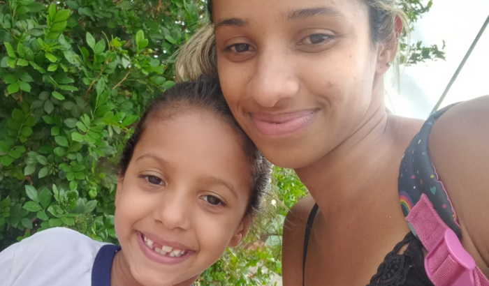 AJUDA PARA BRENDA E SUA FILHA ANA LUIZA CONSEGUE PAGA SUAS DESPESAS DE CASA E COMIDA