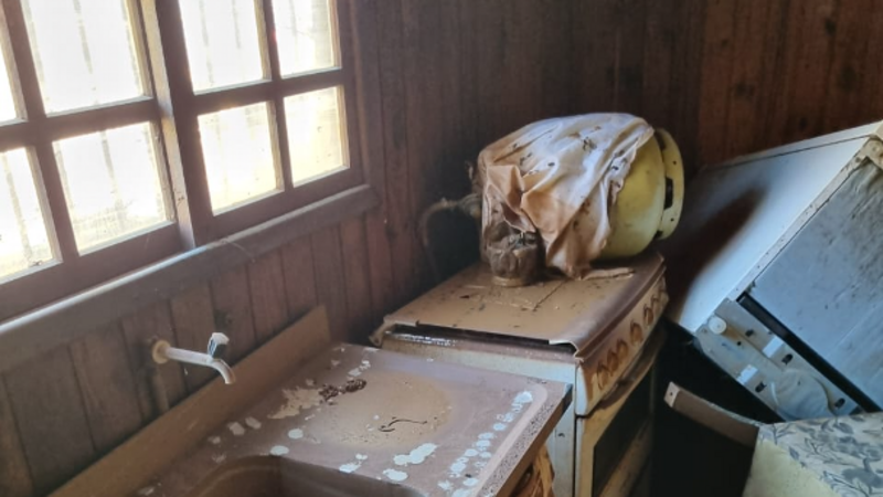 Ajude a Inês na reconstrução do seu lar.