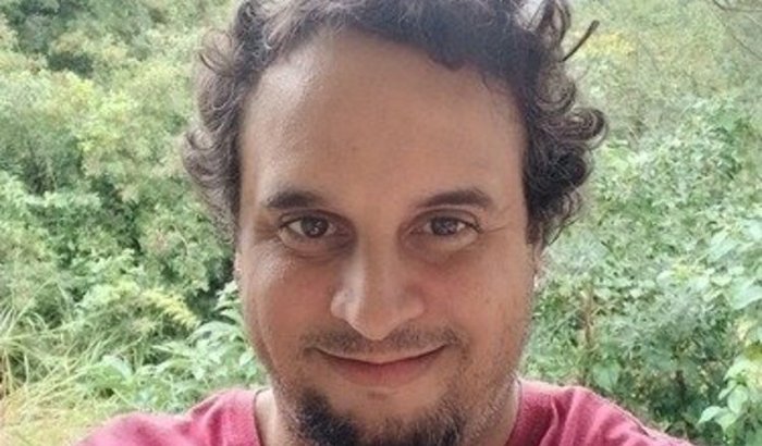 AJUDE UM PROFESSOR HUMILDE