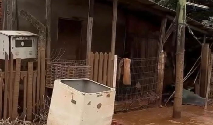 Recuperação cantinho de estudos