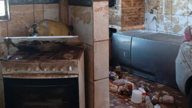 Ajude os irmãos Joseane e Alex Virgínio a reconstruírem suas casas e suas vidas!