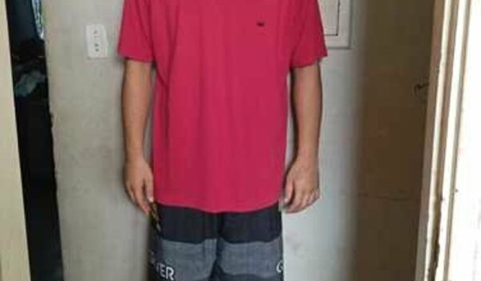 Ajuda para comprar uma prótese do pé para meu filho