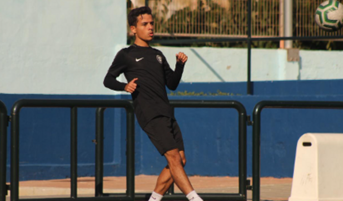 Ajude o Lucas à ir jogar em Portugal 