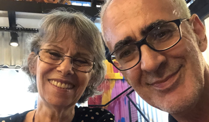 Ajude Leila & Alex na Batalha pela Cultura