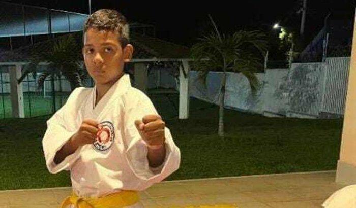 Me ajude a fazer o exame de faixa do Karatê