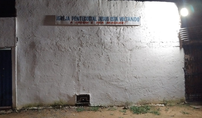 Abra as portas para nossa igreja