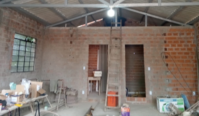 Finalizar a Construção da Escola Raiz de Angola