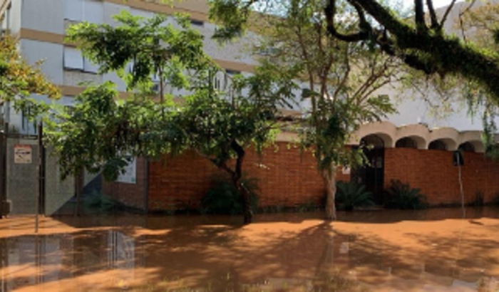 Vakinha pela Escola de Música alagada + Artistas sem remuneração