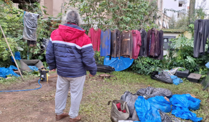 Ação de arrecadação e doação de roupas em tamanhos grandes paras as vítimas da enchente no RS