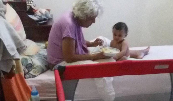 Quero dar um teclado pra minha mãe poder dar aulas em casa