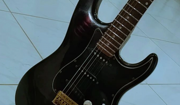 Ajuda para Comprar um Curso de Guitarra!