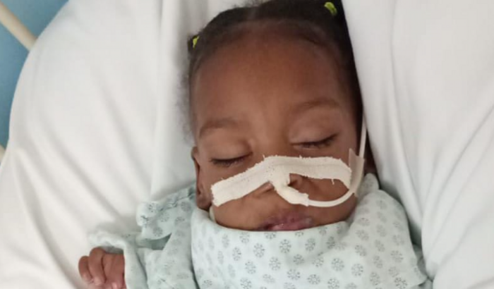 Ajuda Luiza com fórmula enteral 