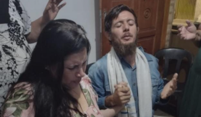 Ajude nos a alugar um salão para a igreja,som,cadeiras, púlpito,documentação para que possamos salvar almas .