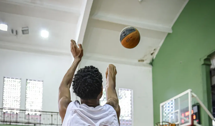 Me ajude a ir a um campeonato na Argentina 