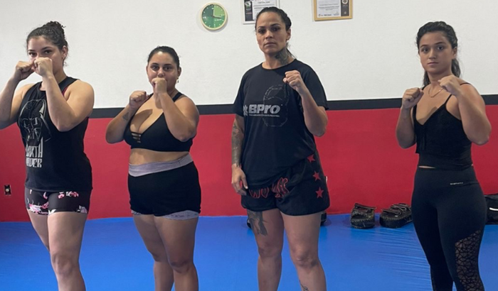 Ajude a comprar equipamentos de Muay Thai