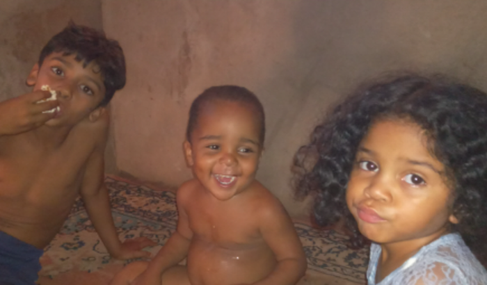 Ajude uma mãe de 3 filhos 