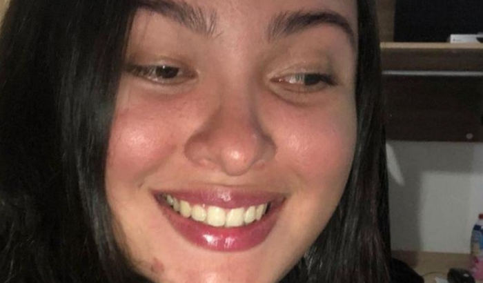 Ajude a Mari a vencer a cegueira!