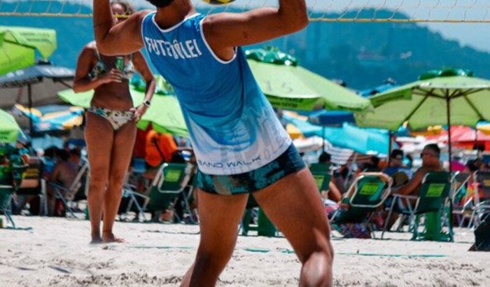 Ajuda para jogar um campeonato fora da minha cidade