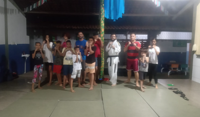 Uniforme de Taekwondo (Dobok) para alunos de um Projeto Social