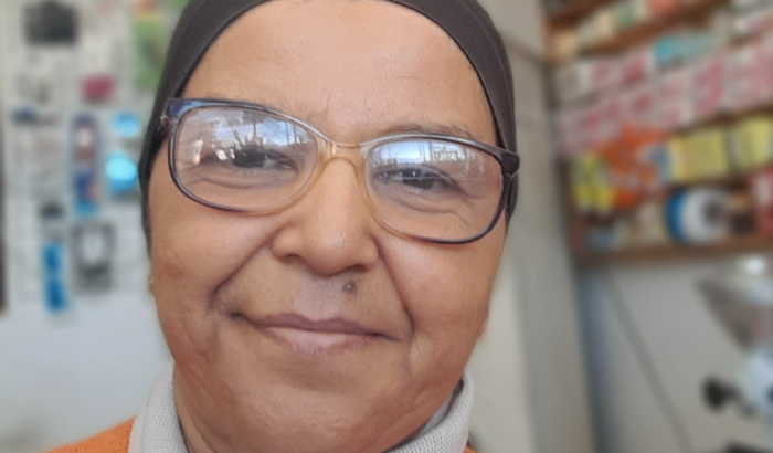 Com a sua ajuda, realizarei um desejo. (Vender sorvetes)