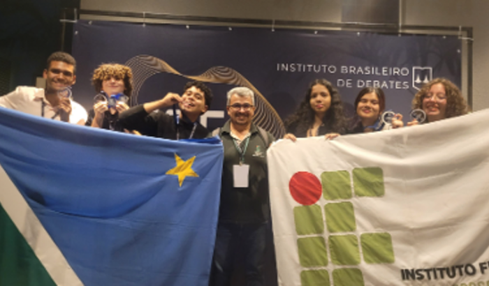Ajude o MS a ir no maior Campeonato Nacional de Debates!