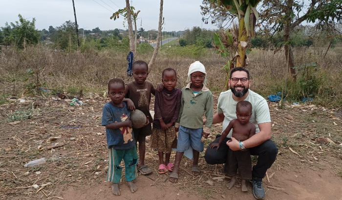 Ajude alunos de Amatongas/Moçambique-África