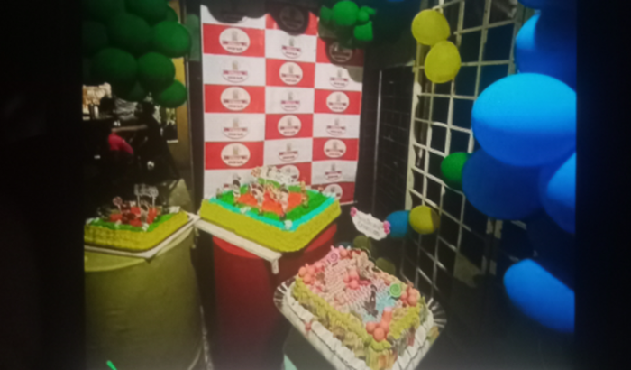 Solidariedade em prol a festa das crianças q realizo todo ano e ta tomando dimensão q não consigo realizar sozinha 