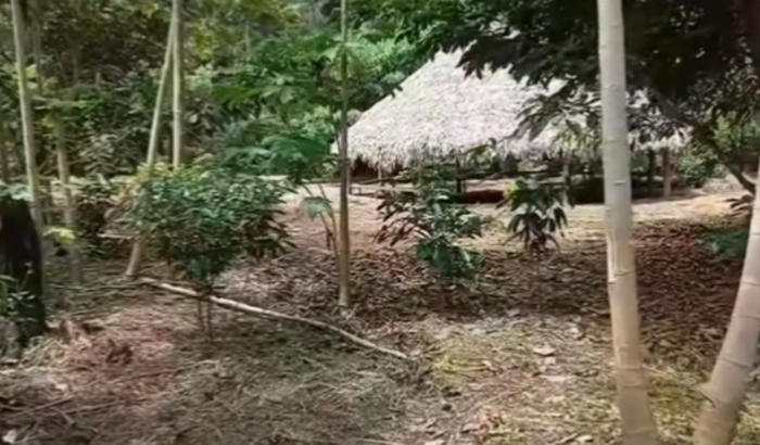 Construção de uma casa de rezo