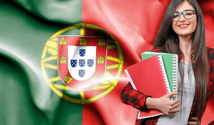 Me ajuda a realizar meu sonho de estudar em Portugal(ganhei uma bolsa)