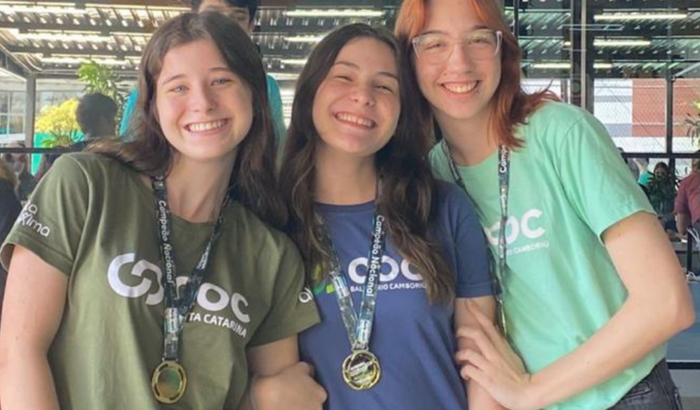 ALUNAS COC NO AIMO 2024