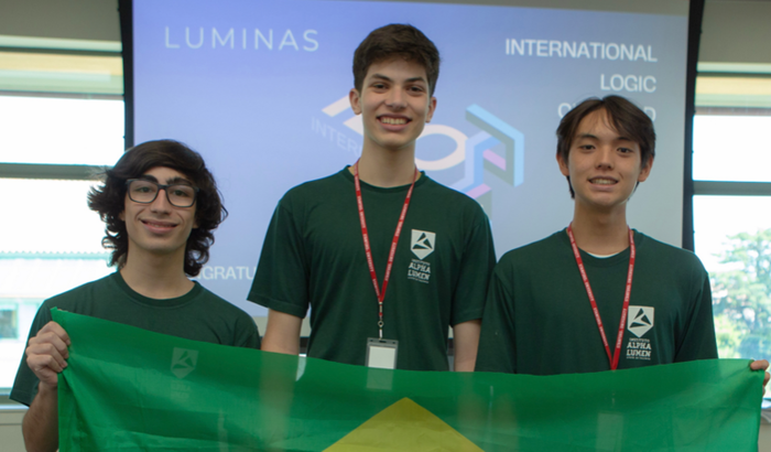 Ajude-nos: Finalista na International Logic Olympiad em Stanford