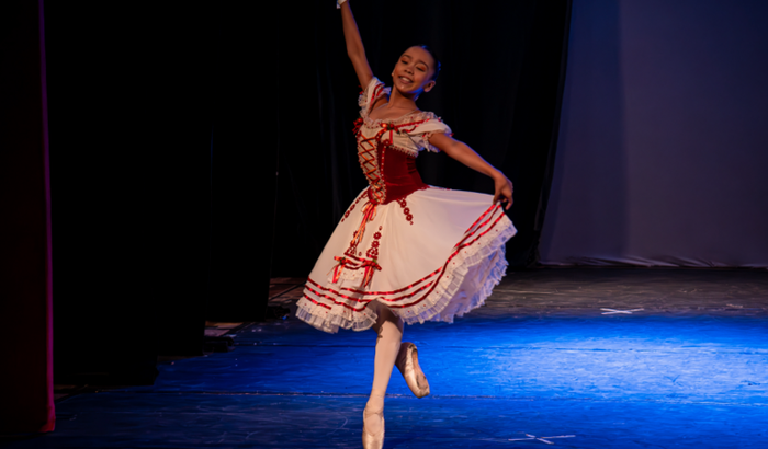 Apoie Pietra Landim bailarina nos Festivais 2024