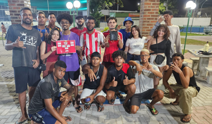 AJUDE A BATALHA 992 NA COMPRA DE UM SISTEMA DE SOM OU UMA CAIXA AMPLIFICADA.