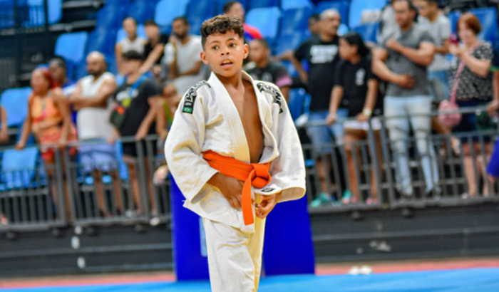 Sou Nicolas silveira atleta de judô.