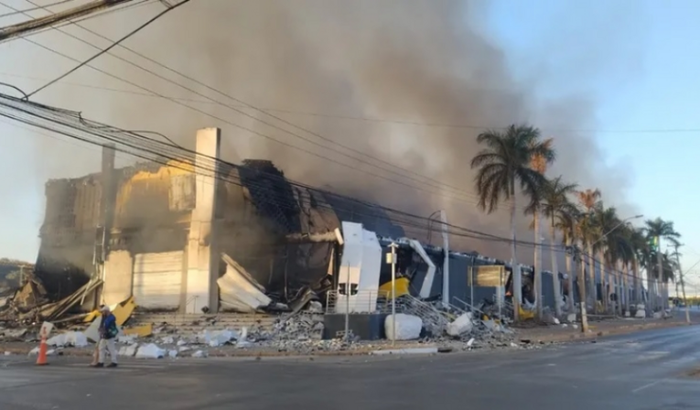 Ajuda para reconstrução do box - Shopping Popular