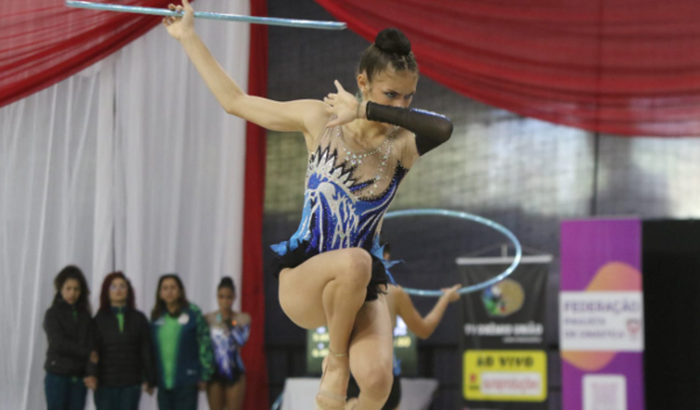 Colabore com o sonho de uma Ginasta