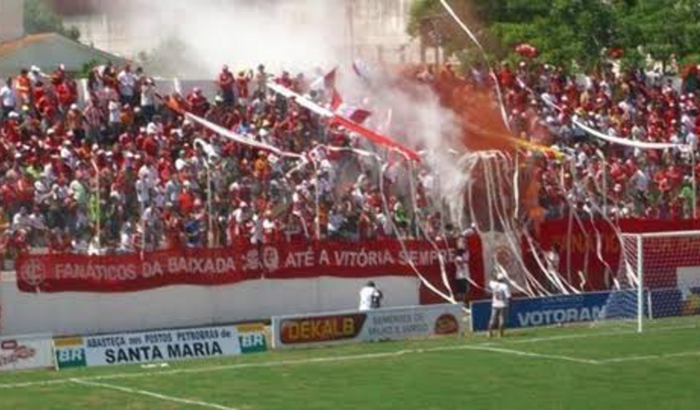 Festa da torcida no jogo do acesso do Inter SM