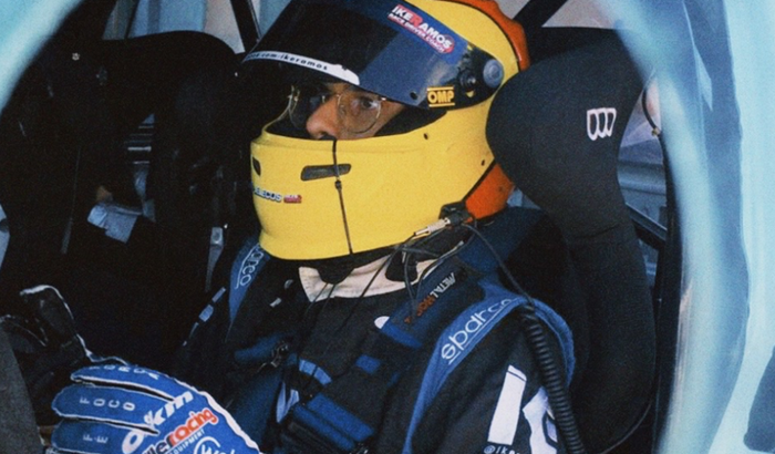 Ajude um piloto virtual a fazer sua primeira corrida no real