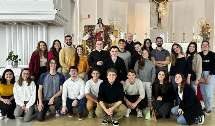 Ajude os Jovens do RS a participar do EJF 