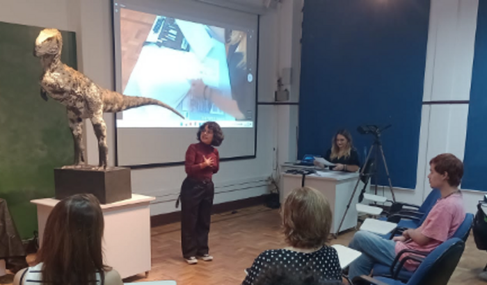 Ajude uma Mestranda a Representar a América Latina na Conferência de Museus de História Natural na França!!