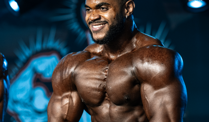 AJUDA UM ATLETA SE TORNAR PROFISSIONAL 