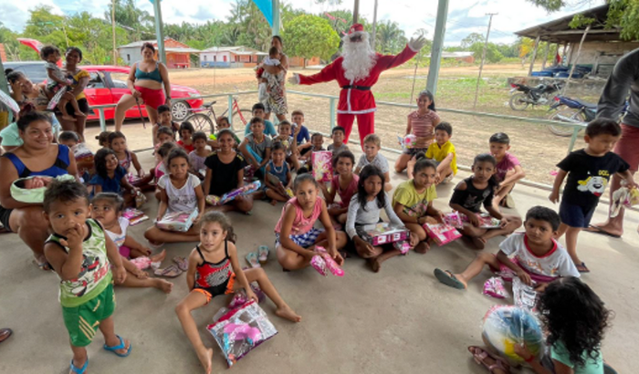 Ajude a campanha Natal solidario ap Doe brinquedos e ganhe sorrisos..todo valor será para compra de brinquedos
