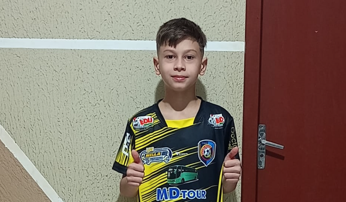 Ajude o Arthur a disputar campeonatos 