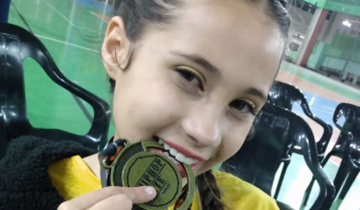 Ajude a Isa a Dançar em Córdoba/Argentina