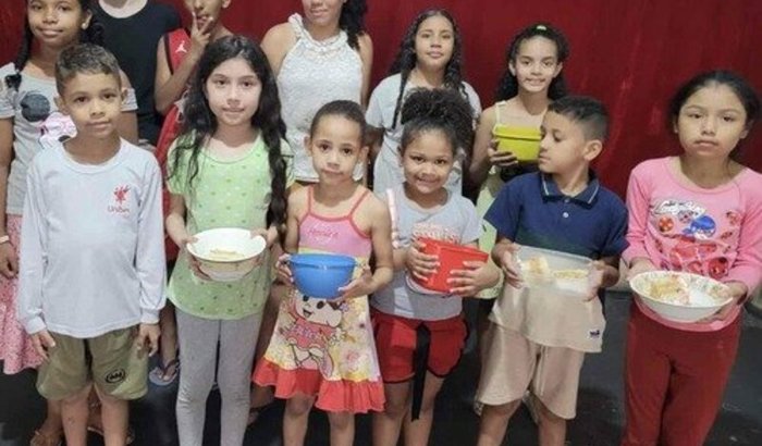 Um dia das crianças diferente para elas