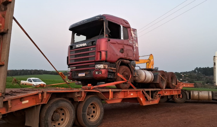 O cara que mais ajudou nas enchentes está precisando da tua ajuda